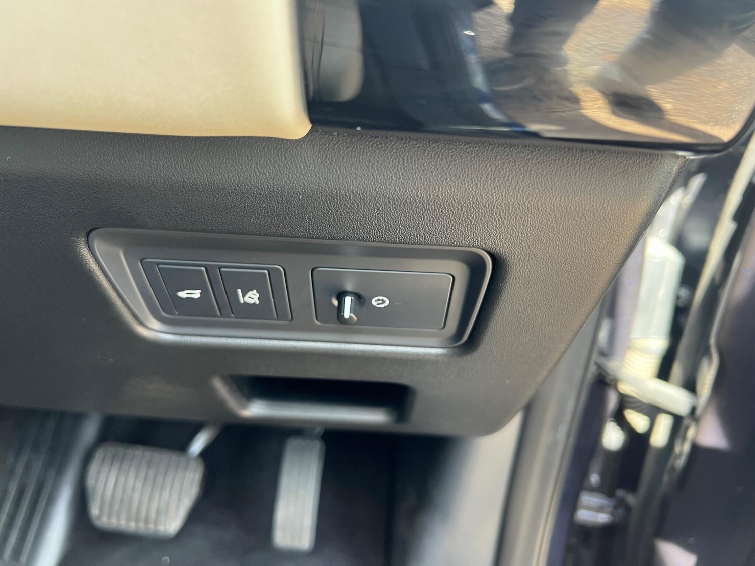 Used Land Rover Discovery 2017 for sale - 77218324: Photo 21