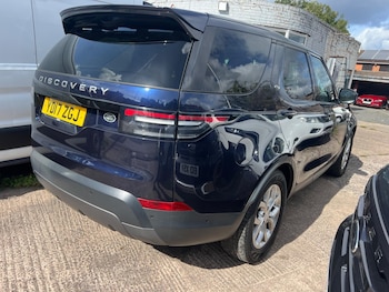 Used Land Rover Discovery 2017 for sale - 77218324: Photo