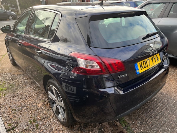 Used Peugeot 308 2017 for sale - 75095833: Photo 20