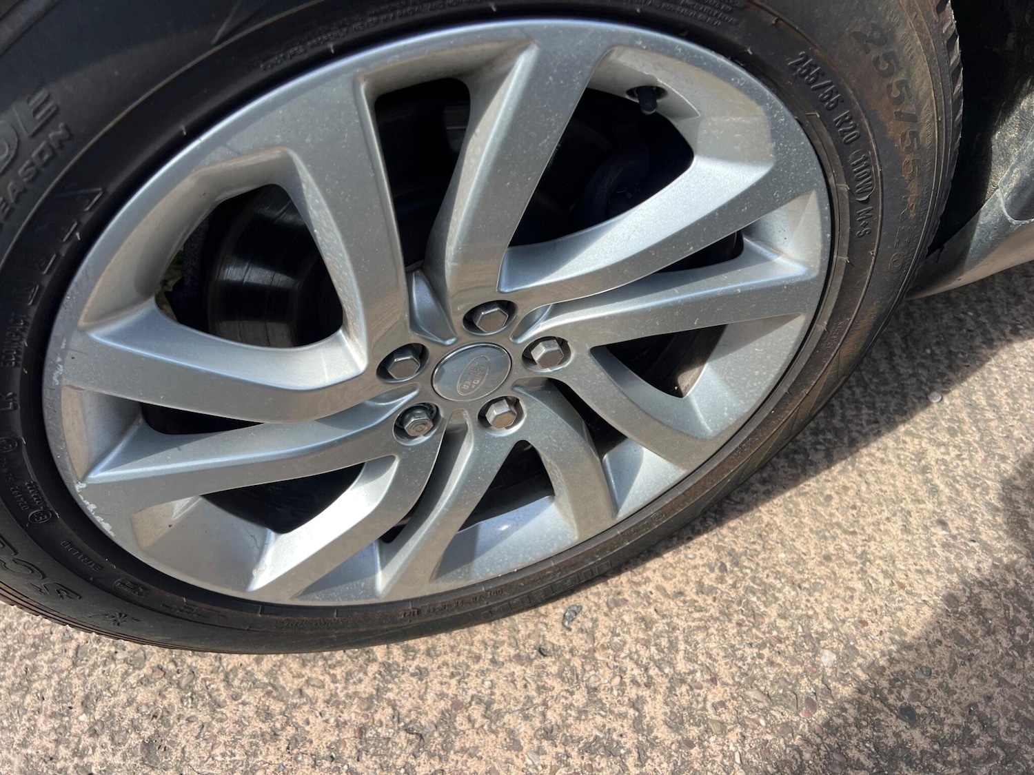 Used Land Rover Discovery 2017 for sale - 77663466: Photo 15