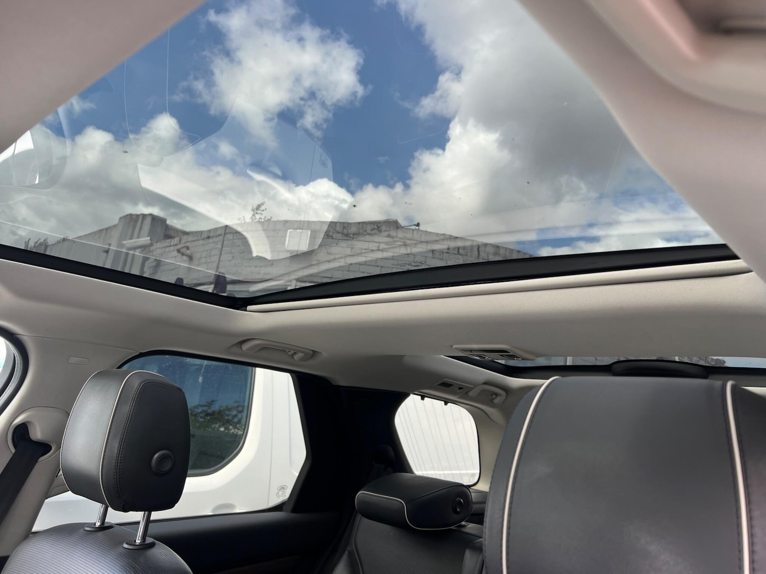 Used Land Rover Discovery 2017 for sale - 77663466: Photo 37