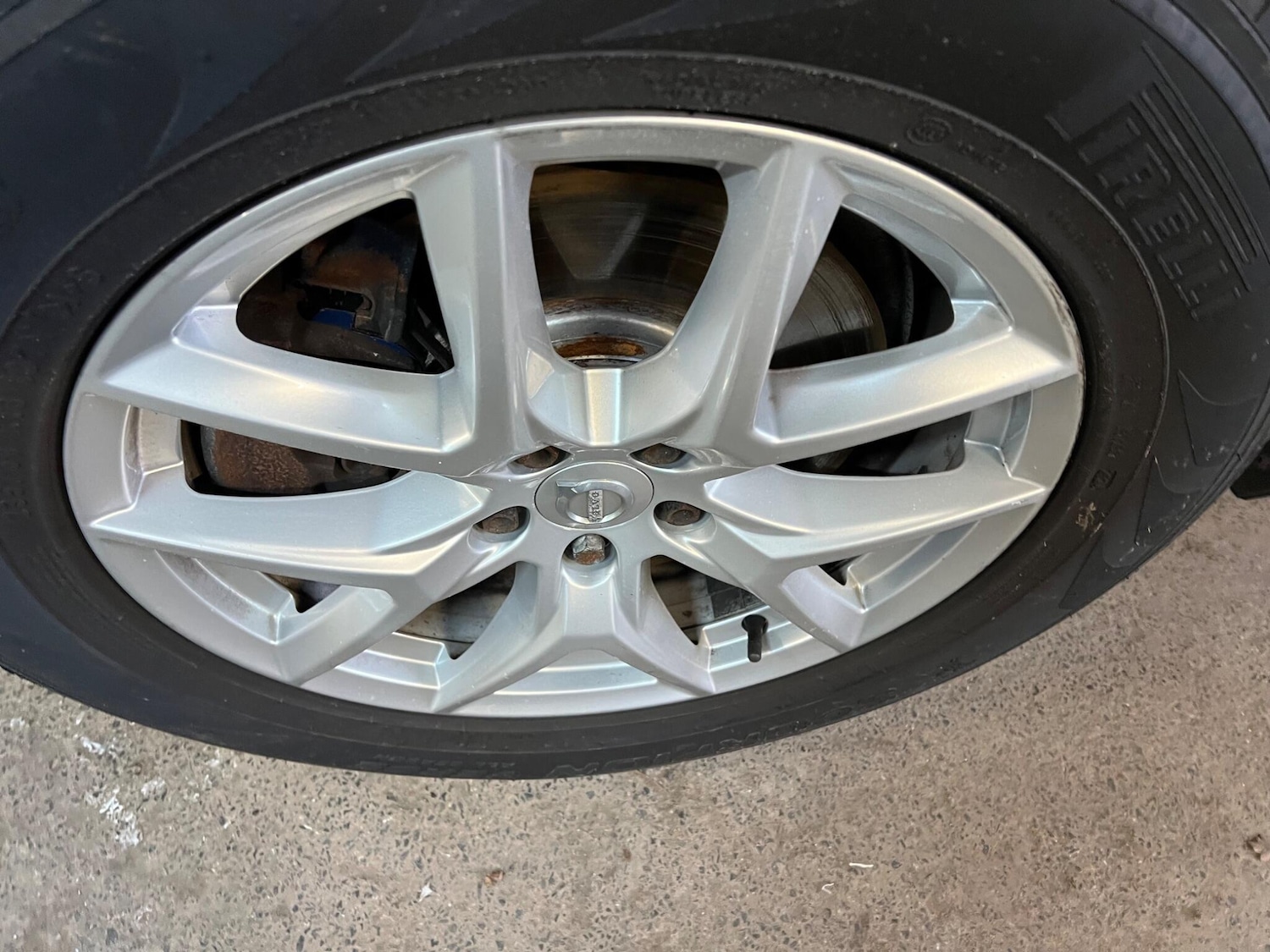 Used Volvo XC60 2019 for sale - 77216003: Photo 32