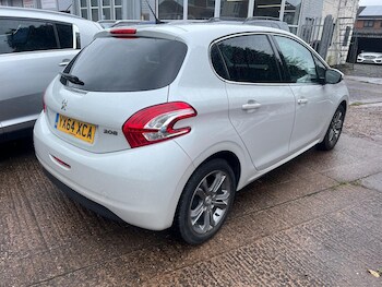 Used Peugeot 208 2014 for sale - 75669259: Photo