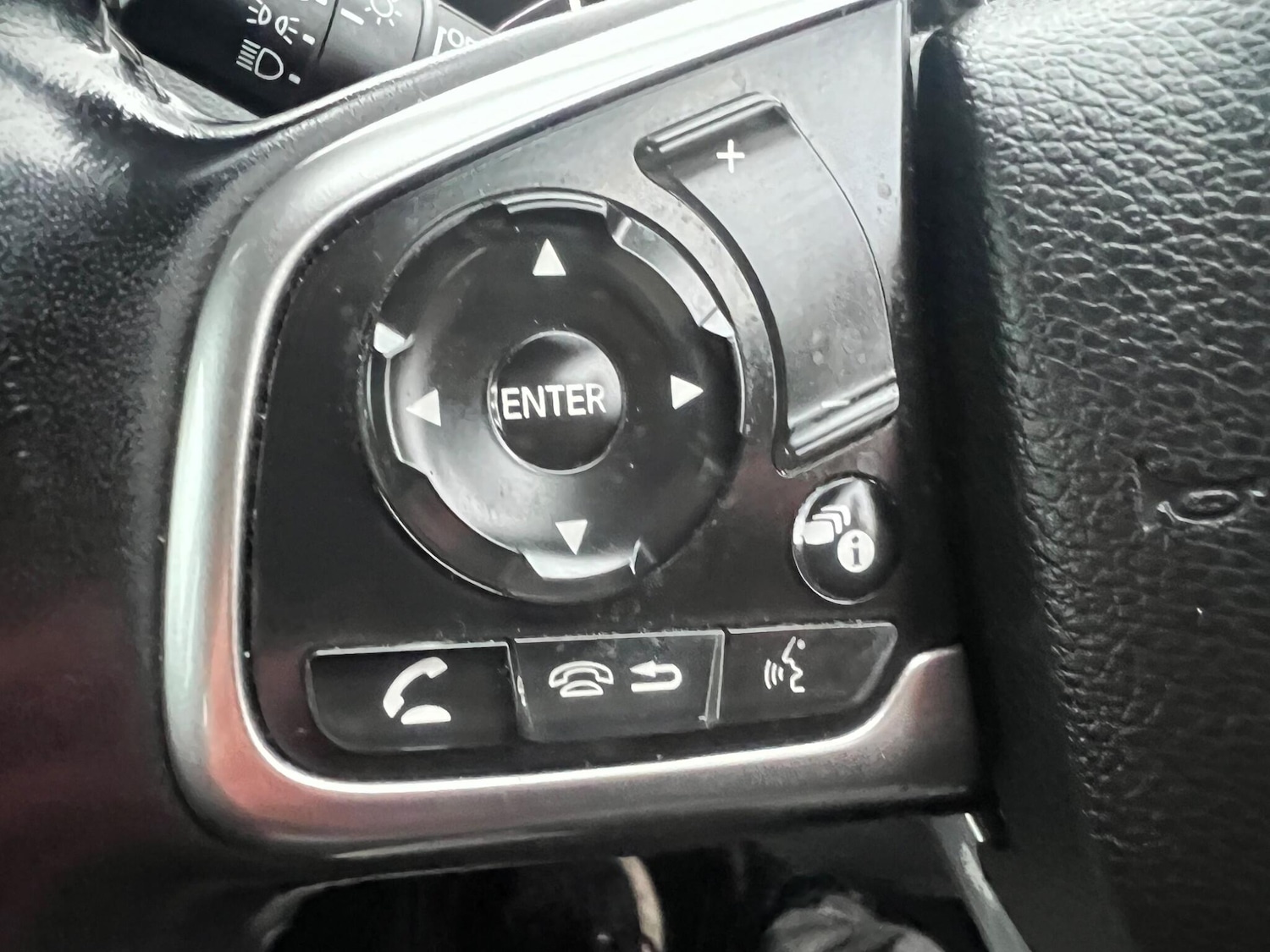 Used Honda CR-V 2020 for sale - 78205505: Photo 17