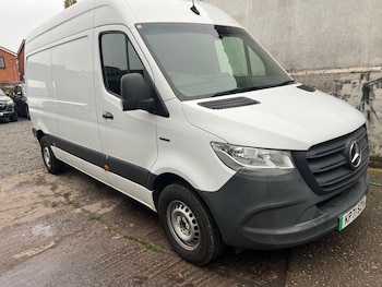2021 (71) - 55kWh Progressive Auto FWD L2 H2 5dr 20kW Charger