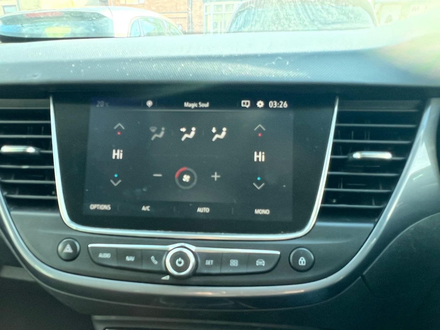 Used Vauxhall Crossland X 2017 for sale - 77218304: Photo 17