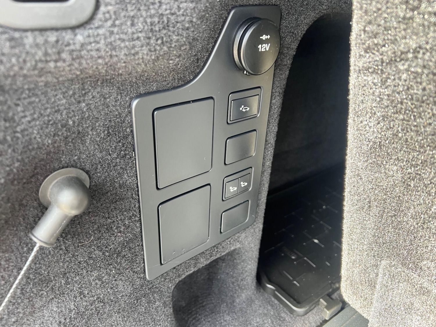 Used Land Rover Discovery 2017 for sale - 75977188: Photo 10