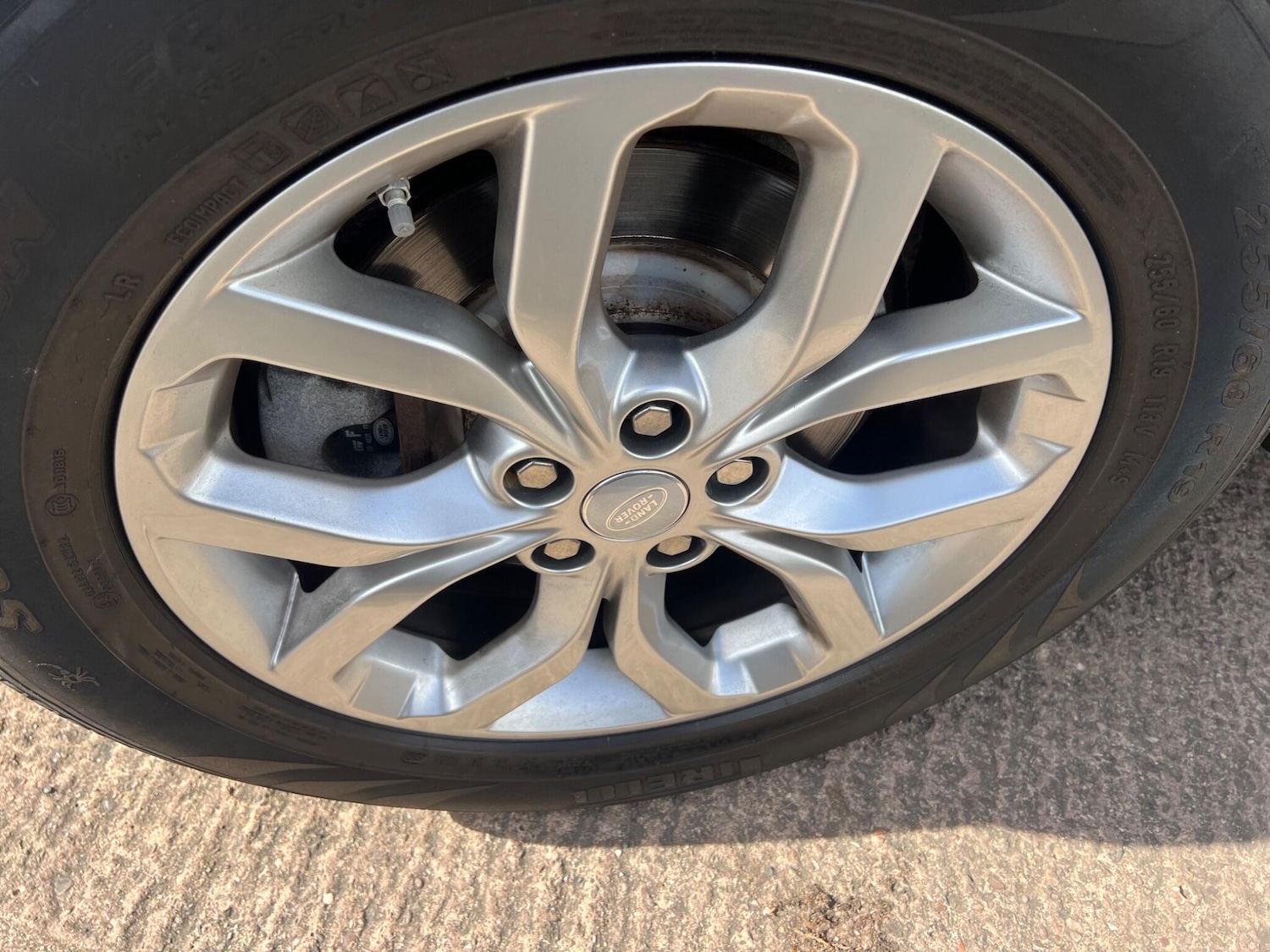 Used Land Rover Discovery 2017 for sale - 75977188: Photo 13