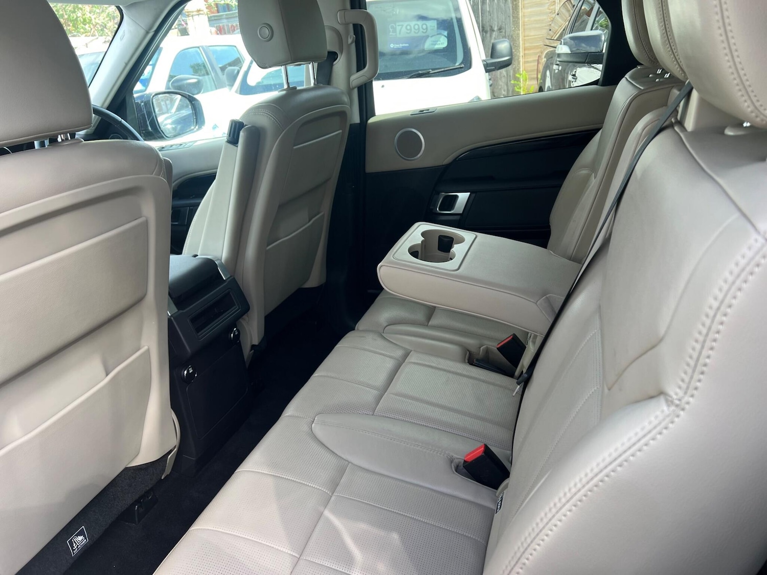 Used Land Rover Discovery 2017 for sale - 75977188: Photo 8