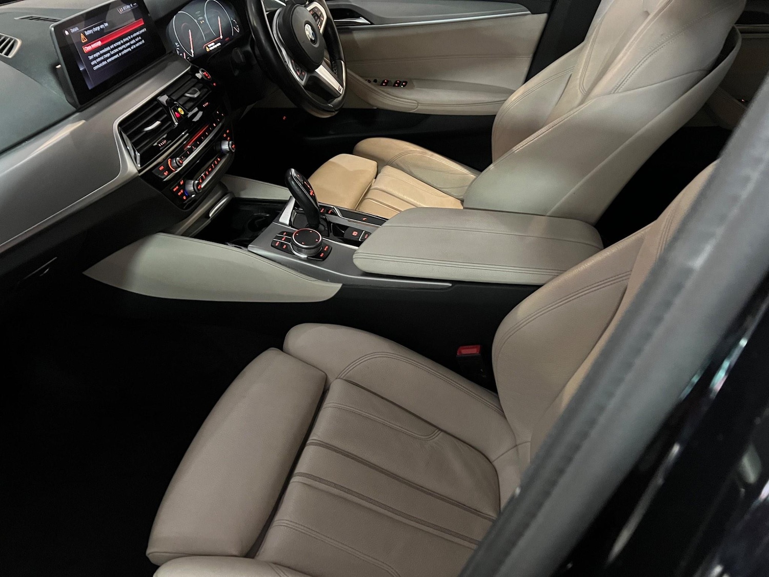 Used BMW 5 Series 2019 for sale - 77218302: Photo 41