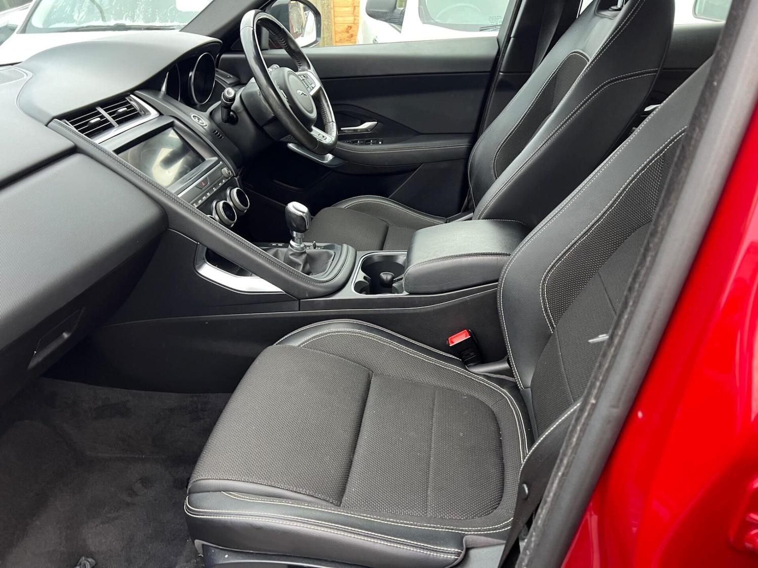 Used Jaguar E-Pace 2018 for sale - 77640796: Photo 14