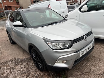 2018 (68) - 1.6 e-XDi ELX Red Edition Euro 6 5dr
