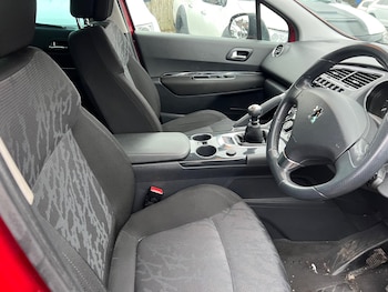 Used Peugeot 3008 2010 for sale - 77663459: Photo