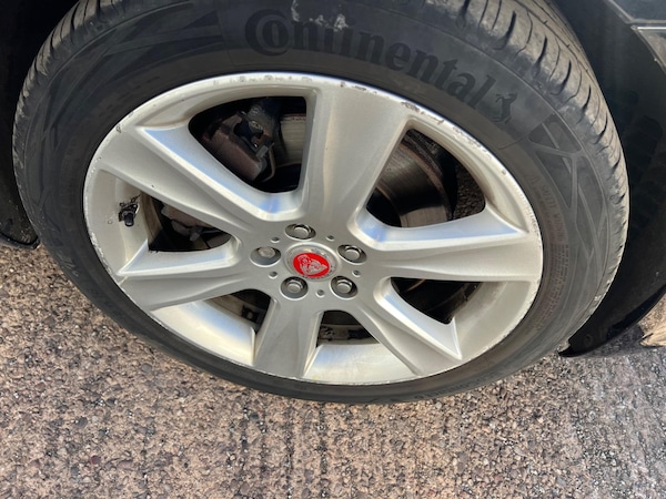 Used Jaguar XE 2018 for sale - 75095797: Photo 13