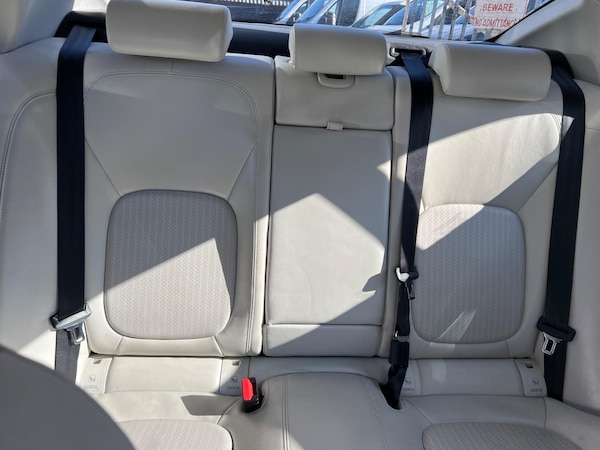 Used Jaguar XE 2018 for sale - 75095797: Photo 16