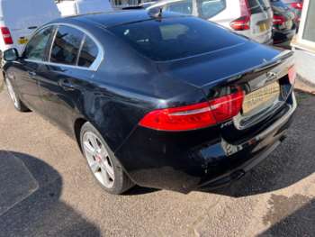 Used Jaguar XE 2018 for sale - 75095797: Photo