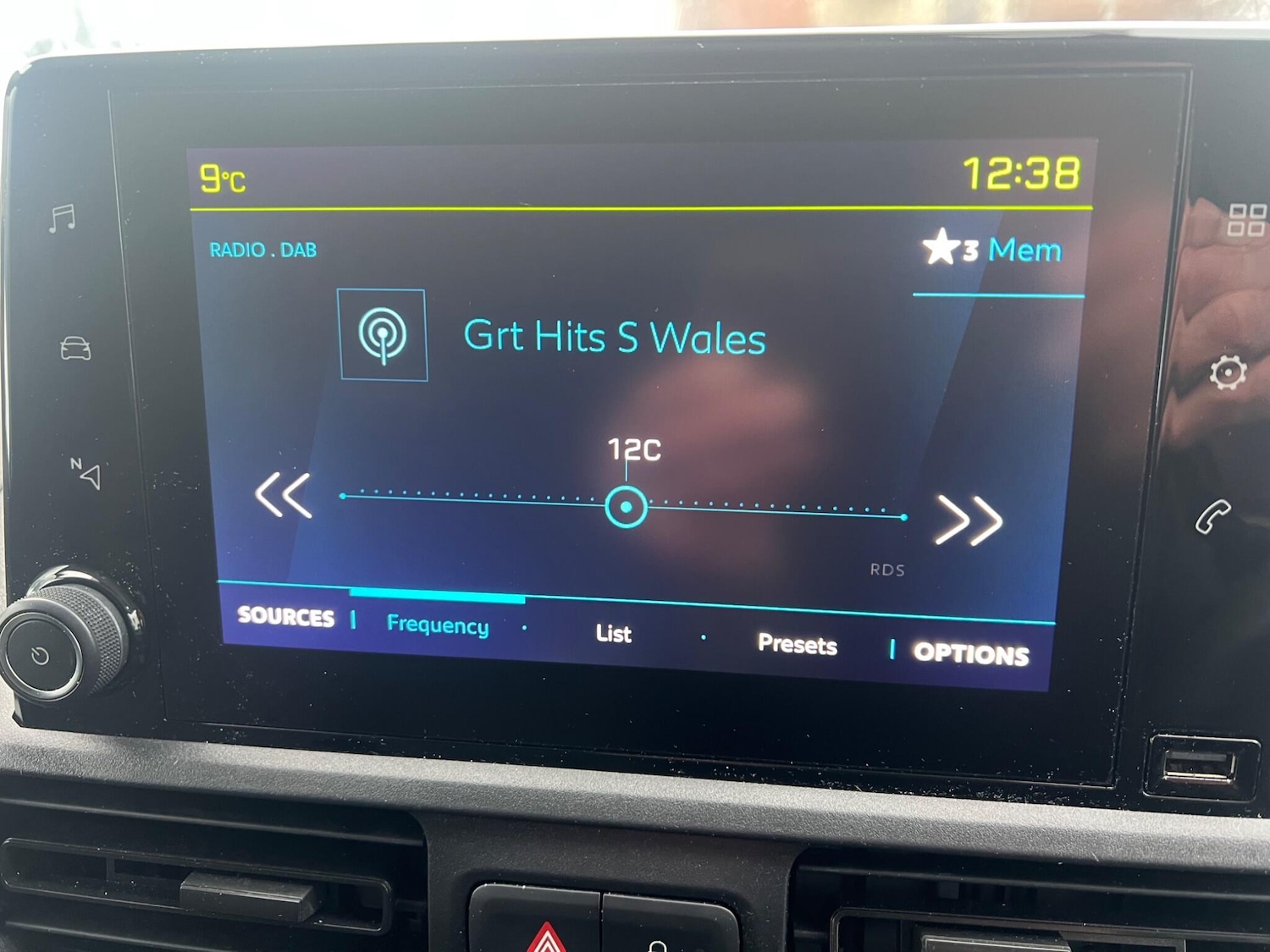 Used Peugeot Partner 2022 for sale - 77993957: Photo 19