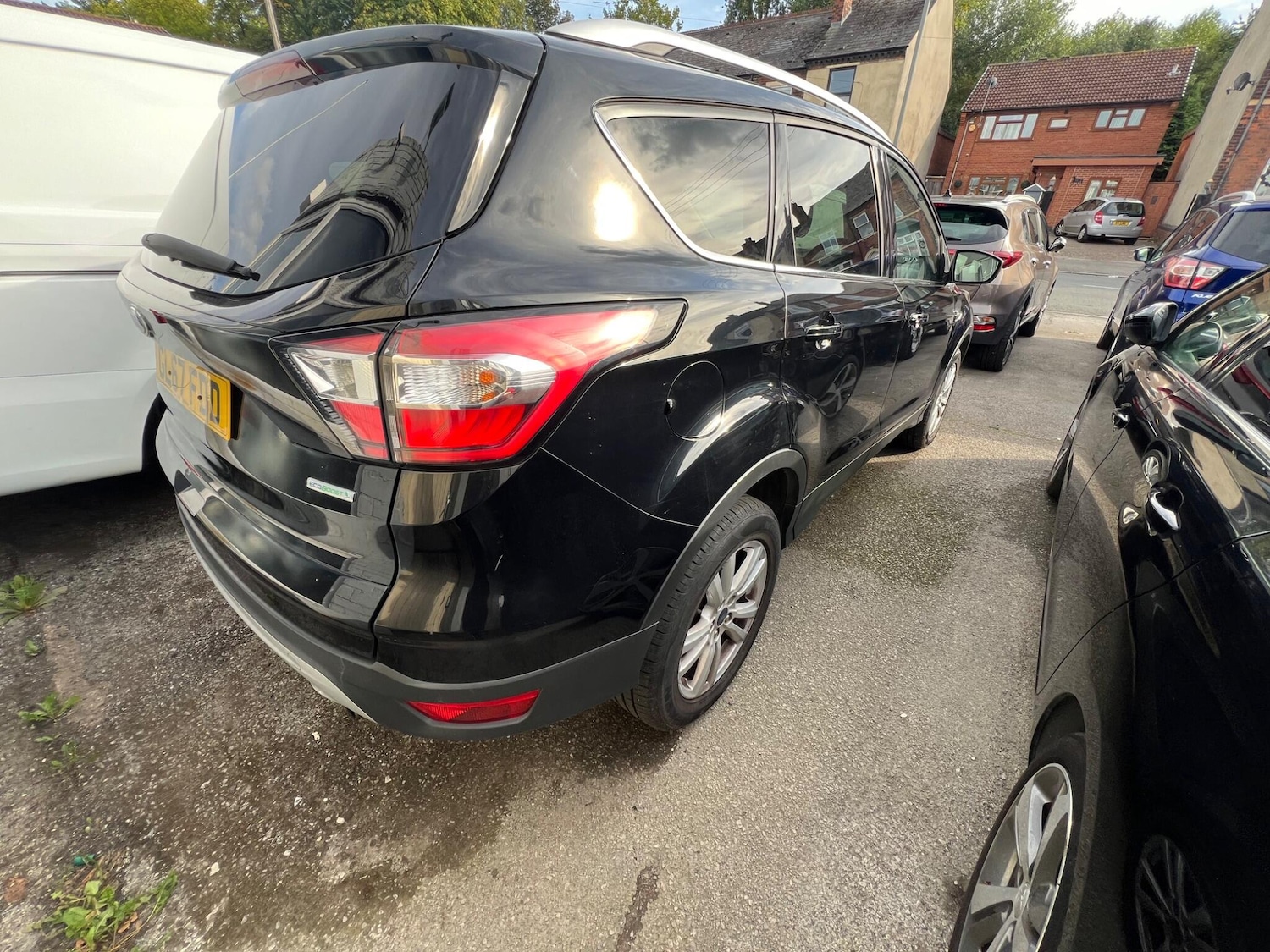 Used Ford Kuga 2017 for sale - 76136281: Photo 2