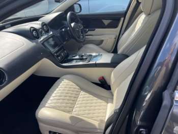 Used Jaguar XJ 2017 for sale - 75186412: Photo
