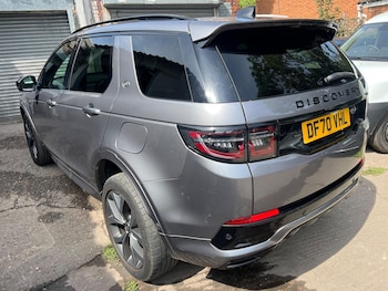 Used Land Rover Discovery Sport 2021 for sale - 78935231: Photo