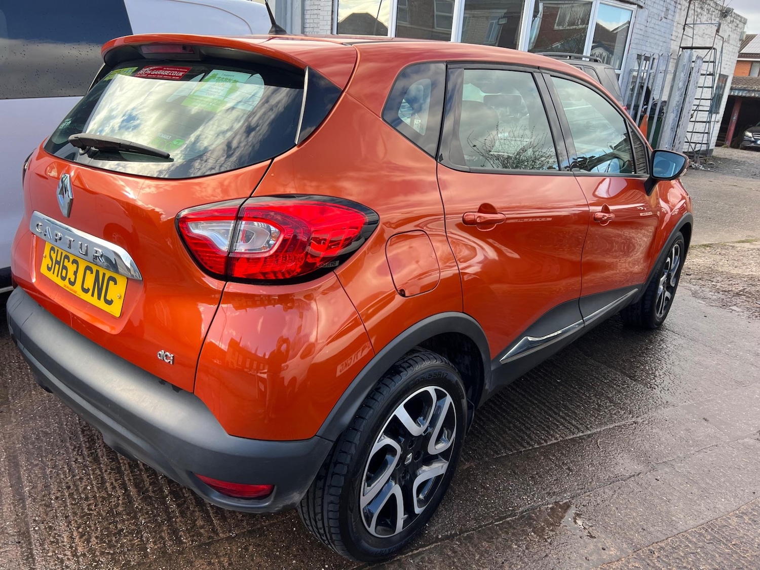 Used Renault Captur 2013 for sale - 77218303: Photo 2