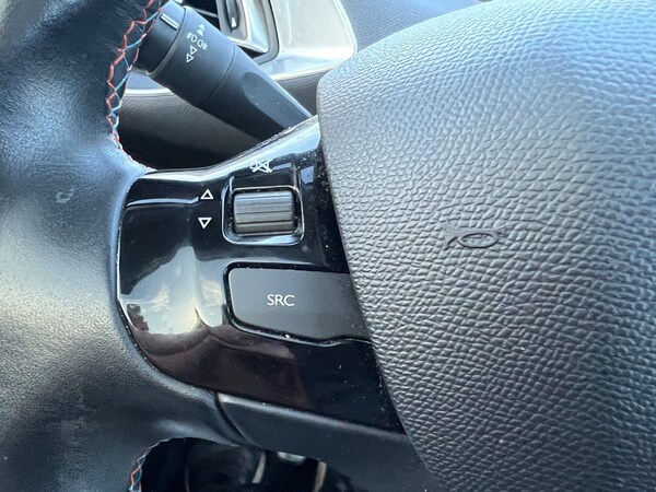 Used Peugeot 308 SW 2019 for sale - 76247480: Photo 20