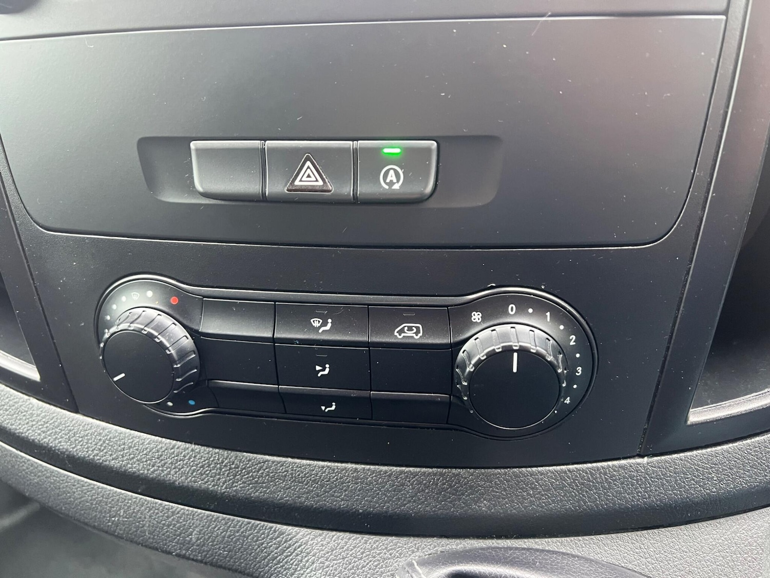 Used Mercedes-Benz Vito 2020 for sale - 77218305: Photo 15