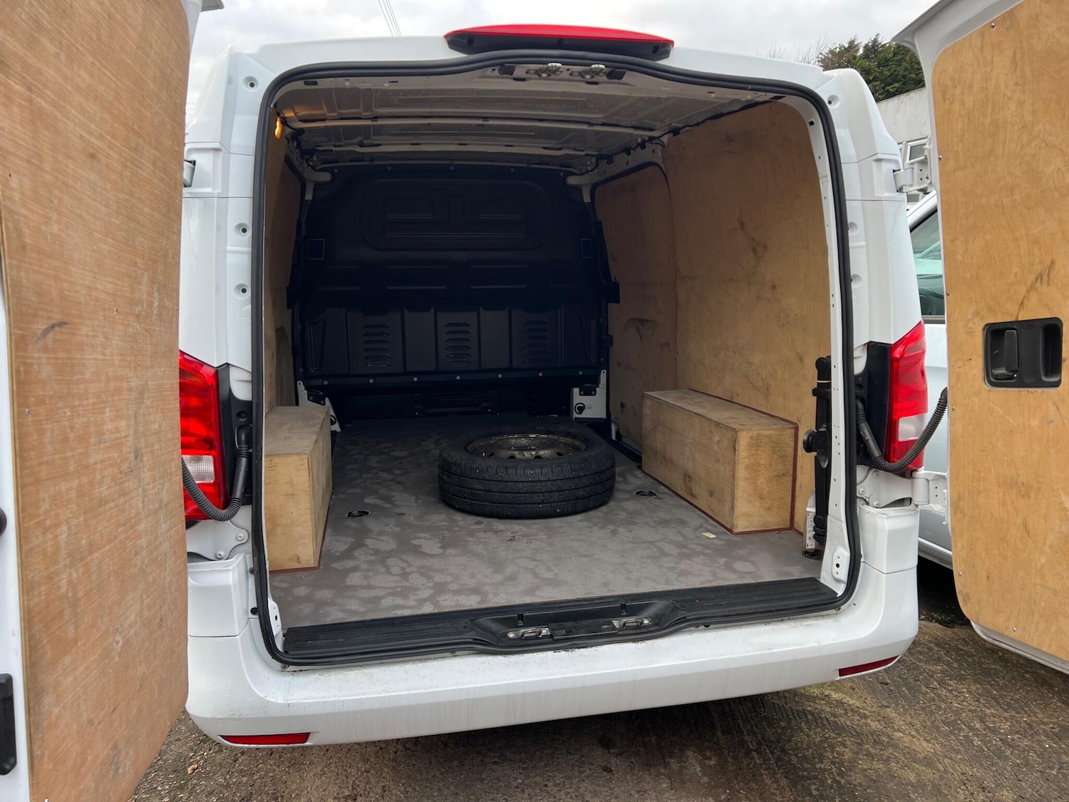 Used Mercedes-Benz Vito 2020 for sale - 77218305: Photo 25