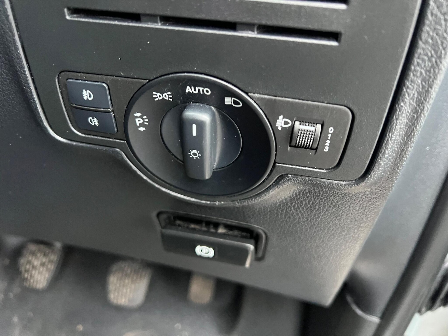 Used Mercedes-Benz Vito 2020 for sale - 77218305: Photo 28