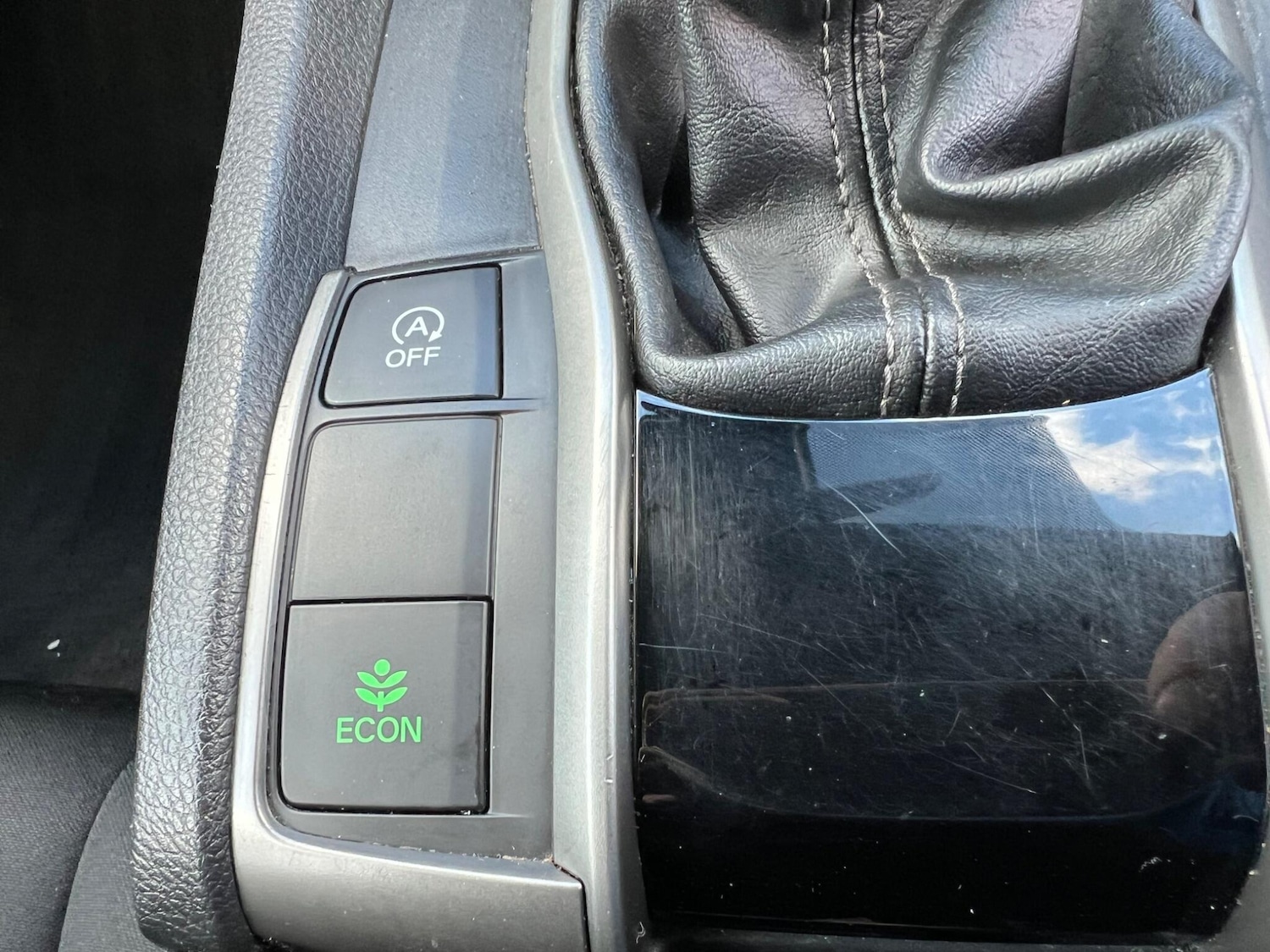 Used Honda Civic 2019 for sale - 77218310: Photo 24