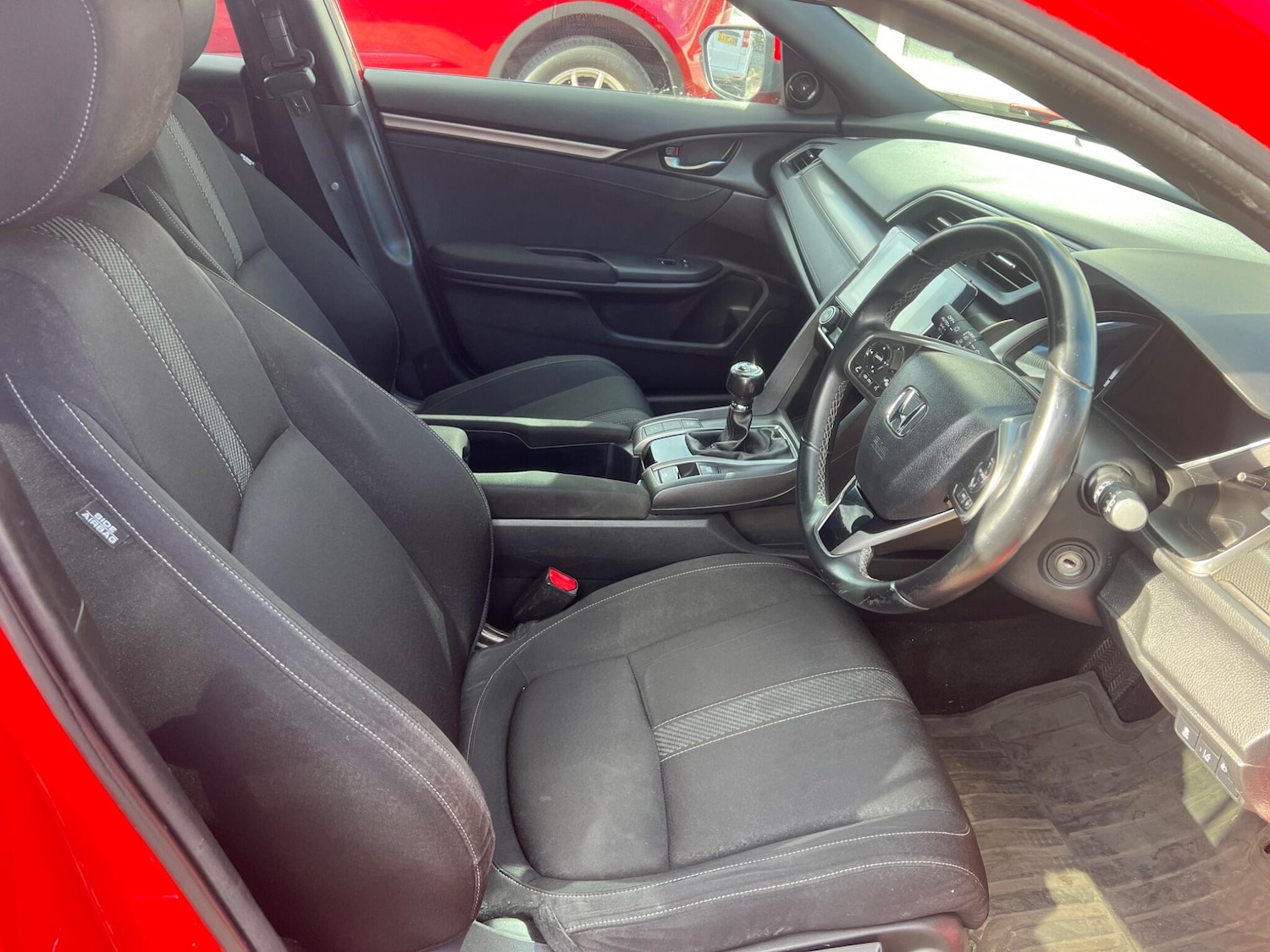 Used Honda Civic 2019 for sale - 77218310: Photo 3