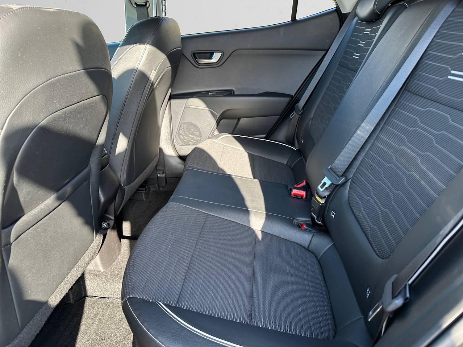 Used Kia Stonic 2025 for sale - 76533874: Photo 11