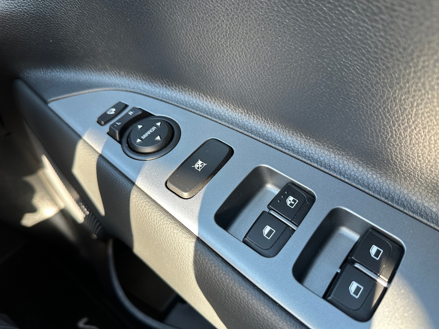 Used Kia Stonic 2025 for sale - 76533874: Photo 28