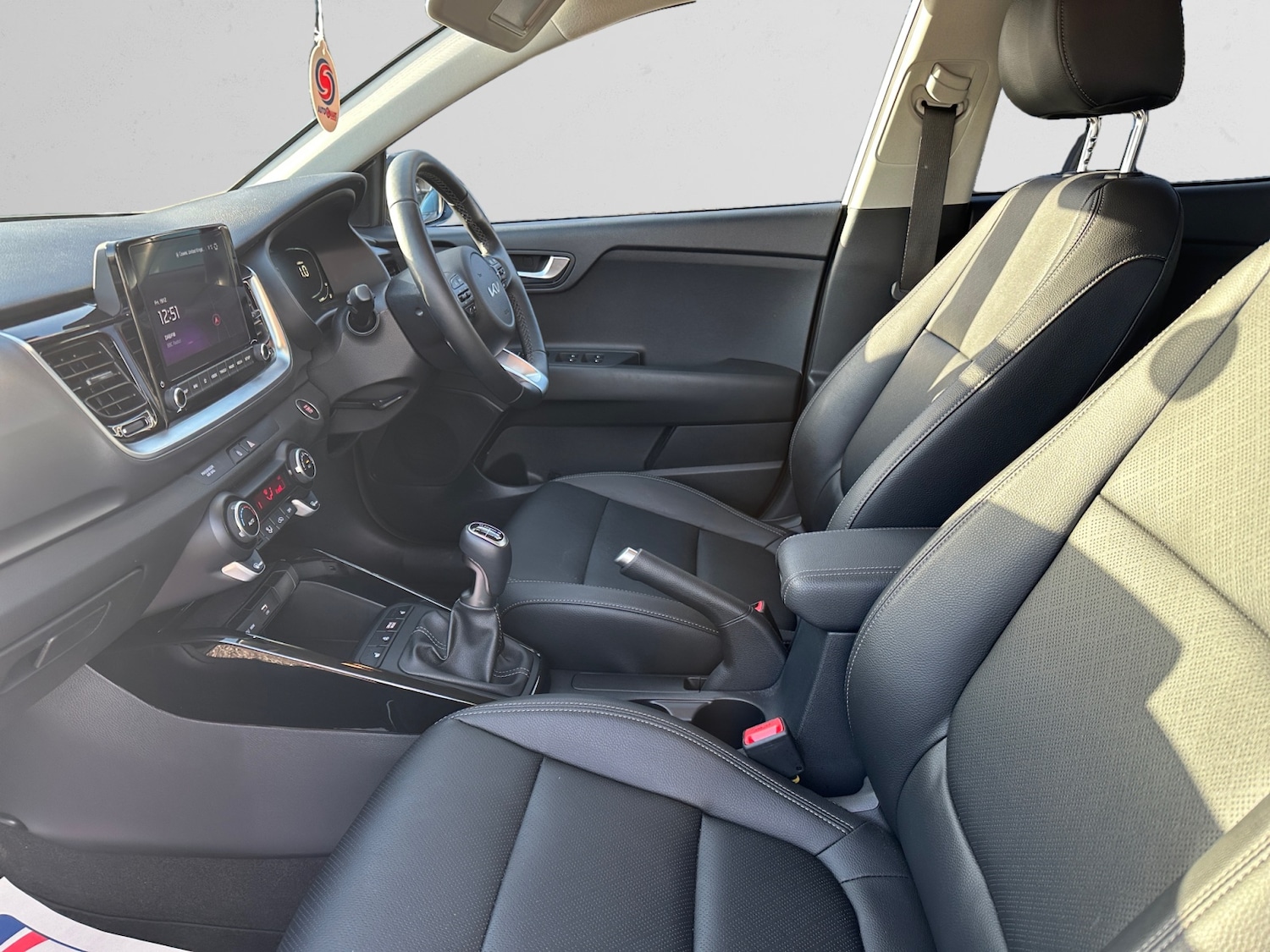 Used Kia Stonic 2025 for sale - 77115968: Photo 6