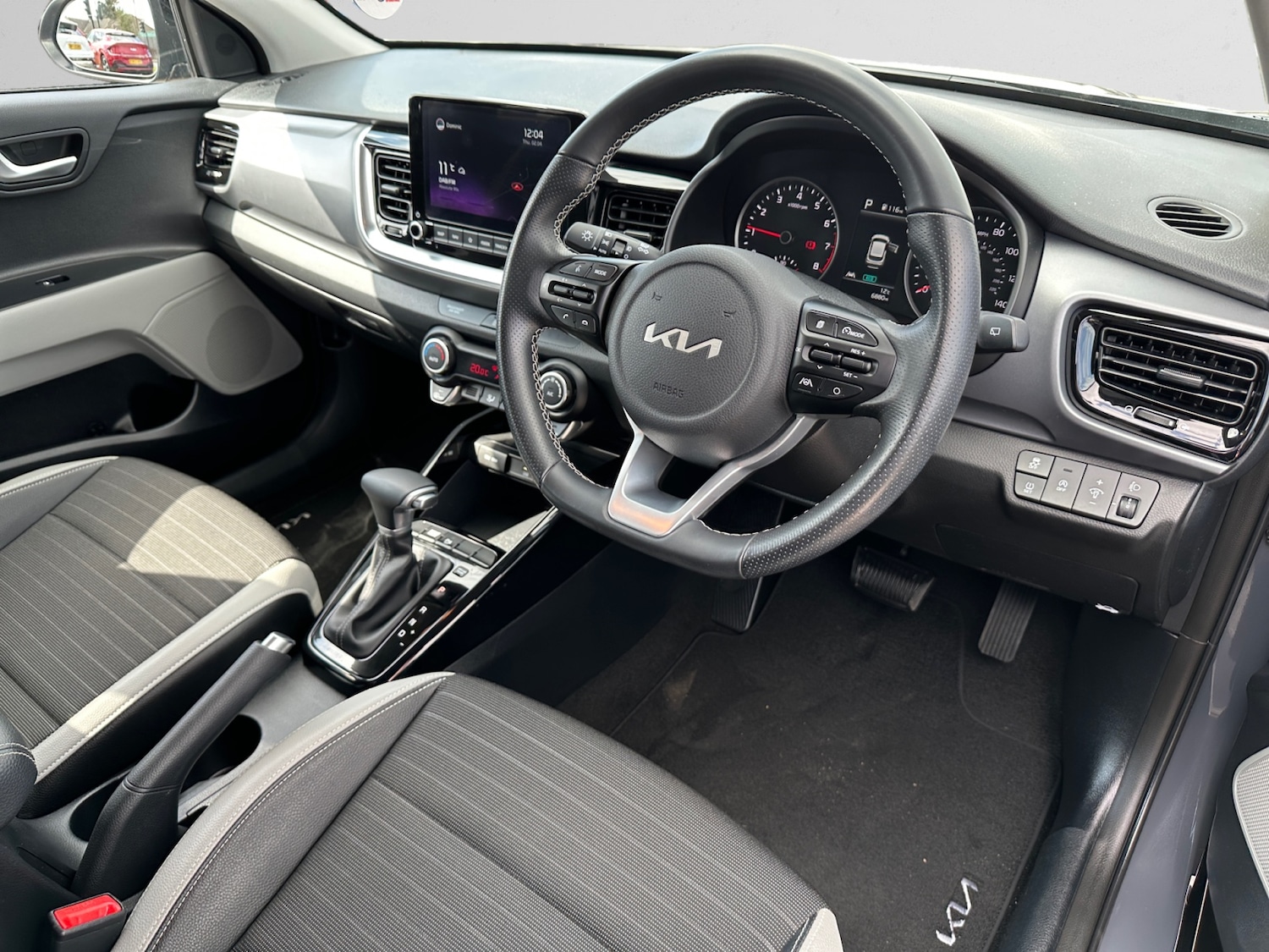 Used Kia Stonic 2022 for sale - 78108511: Photo 14