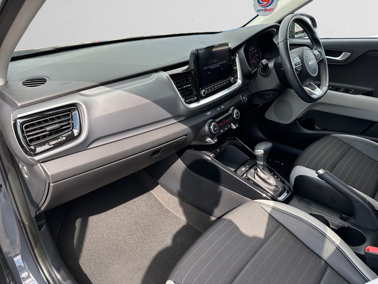 Used Kia Stonic 2022 for sale - 78108511: Photo 6