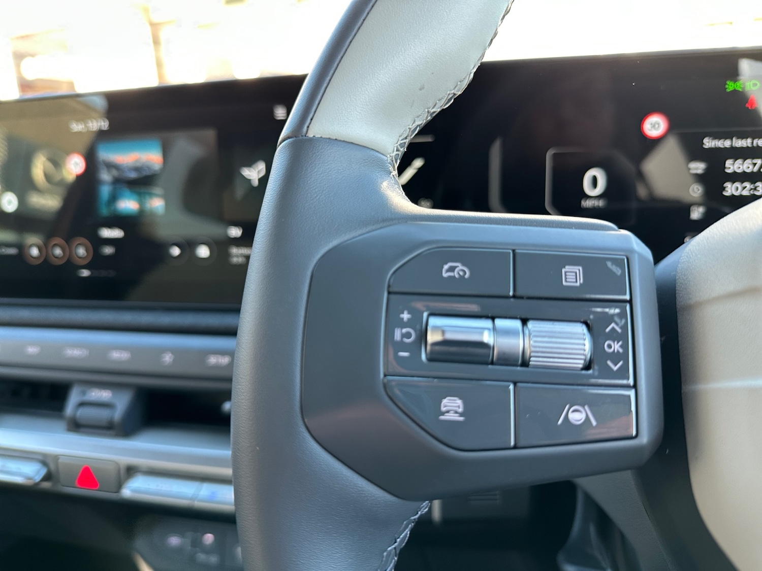 Used Kia EV3 2025 for sale - 76933093: Photo 26