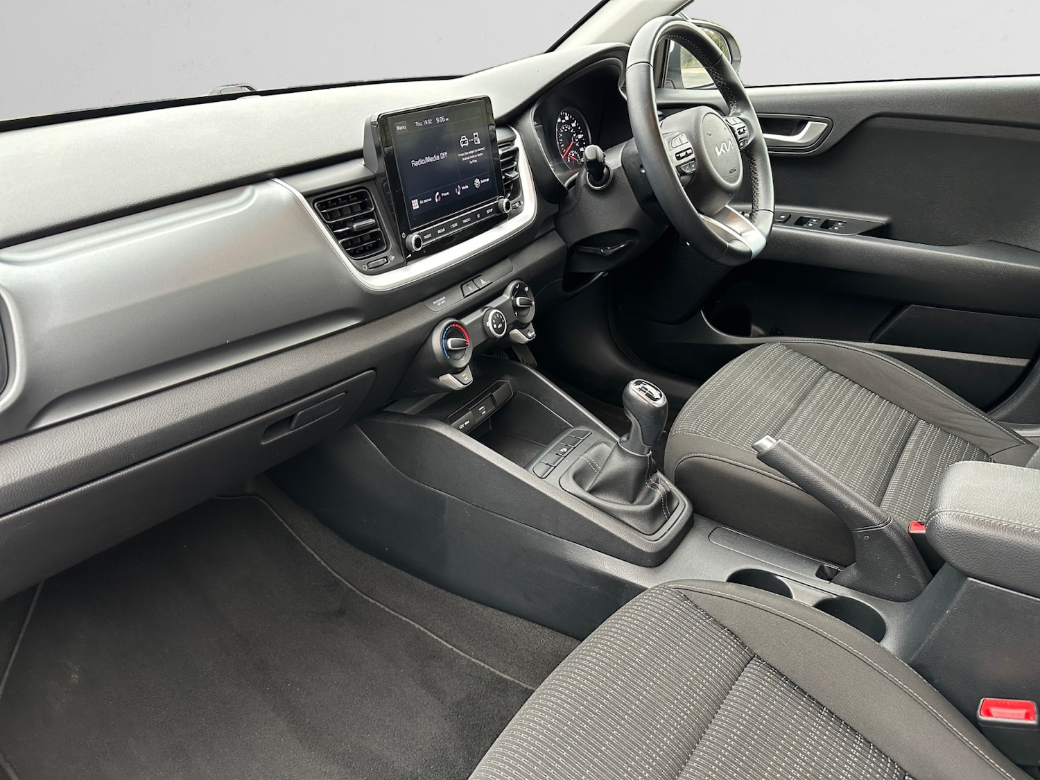 Used Kia Stonic 2022 for sale - 77606899: Photo 6