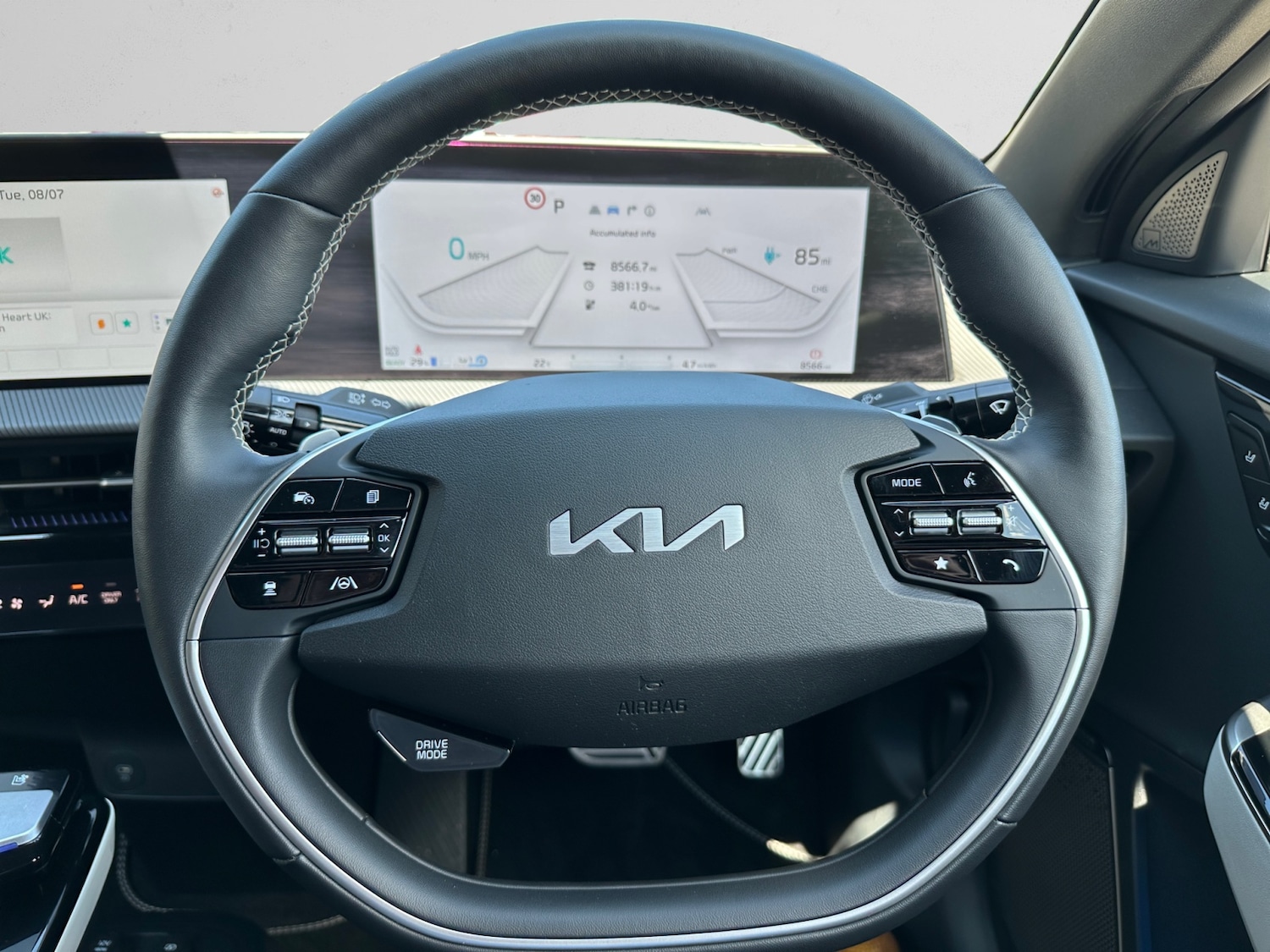 Used Kia EV6 2023 for sale - 76533949: Photo 9