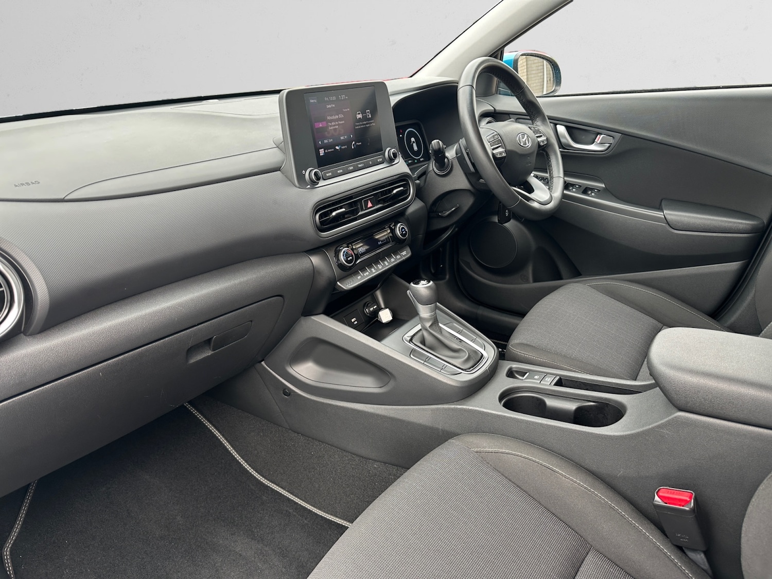 Used Hyundai KONA 2022 for sale - 77890001: Photo 6