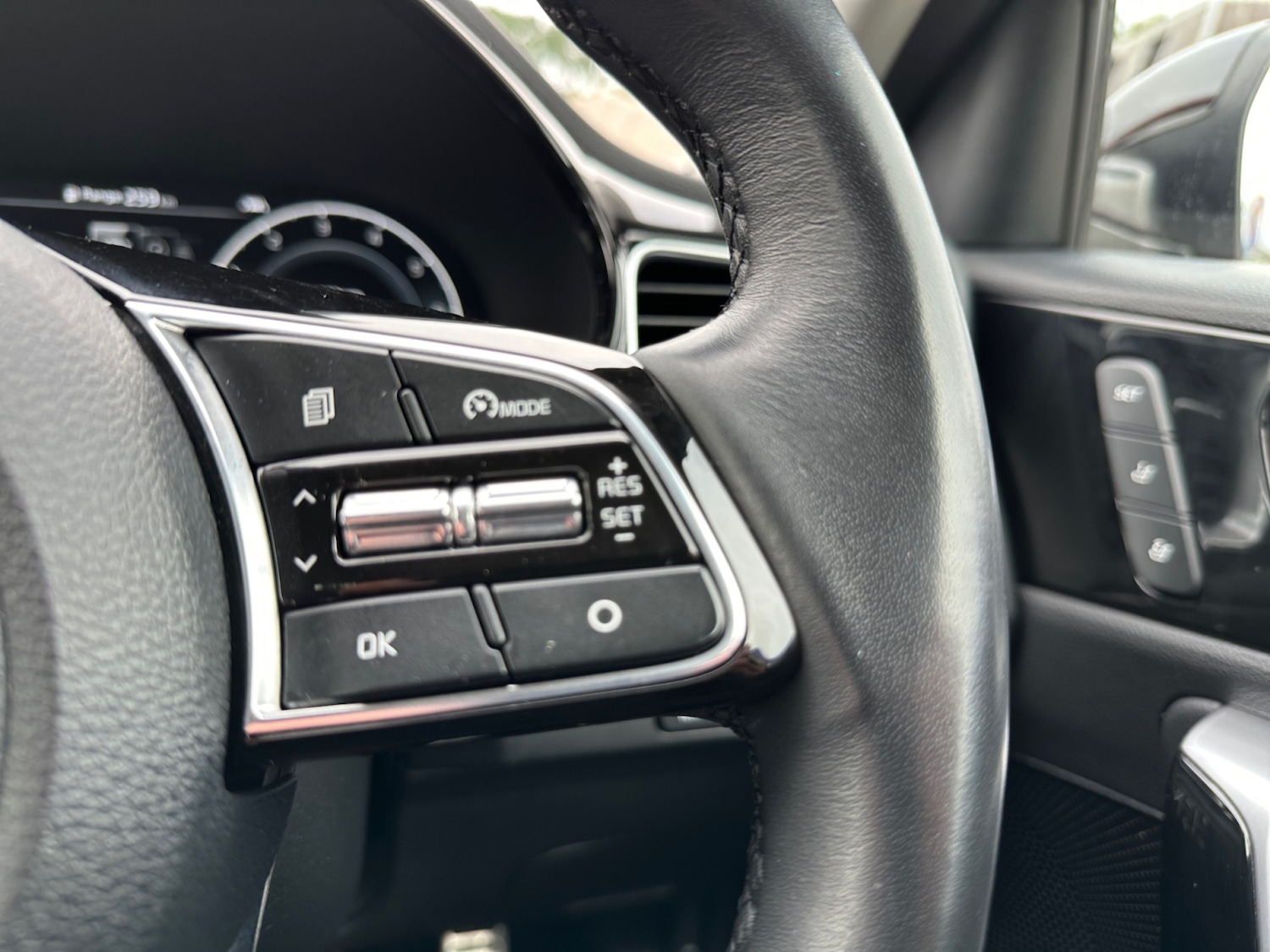 Used Kia XCeed 2022 for sale - 76533983: Photo 27