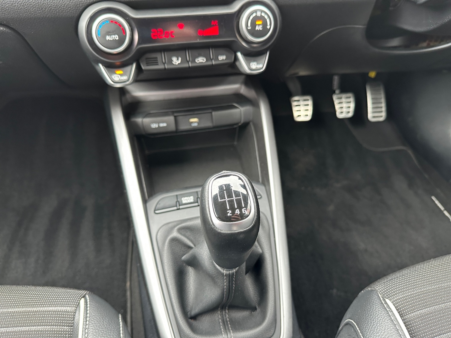 Used Kia Stonic 2022 for sale - 77457786: Photo 10