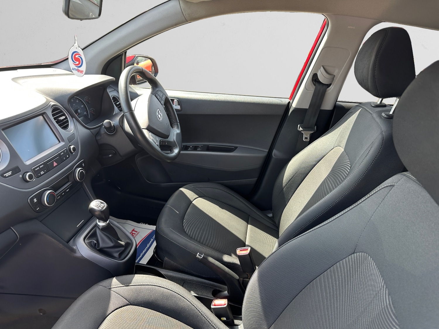 Used Hyundai i10 2019 for sale - 78172725: Photo 6