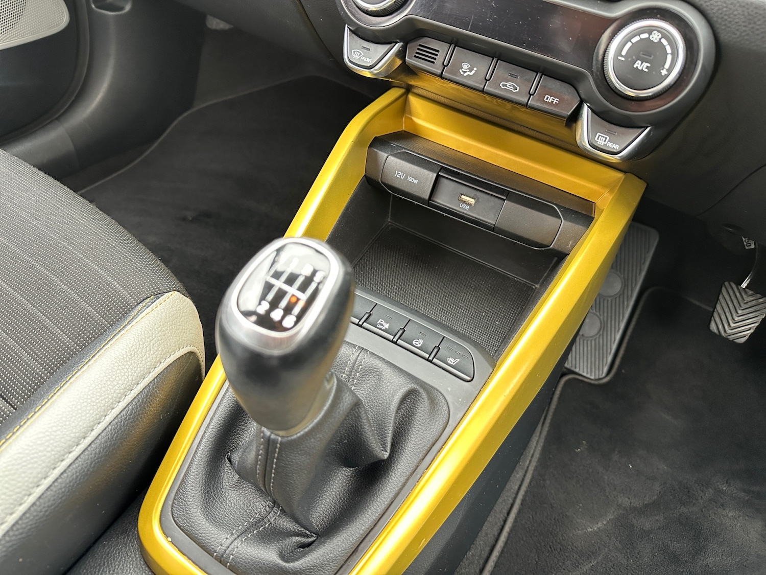 Used Kia Stonic 2023 for sale - 77685672: Photo 10