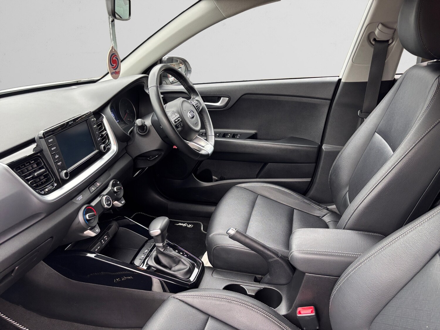 Used Kia Stonic 2020 for sale - 78080944: Photo 6