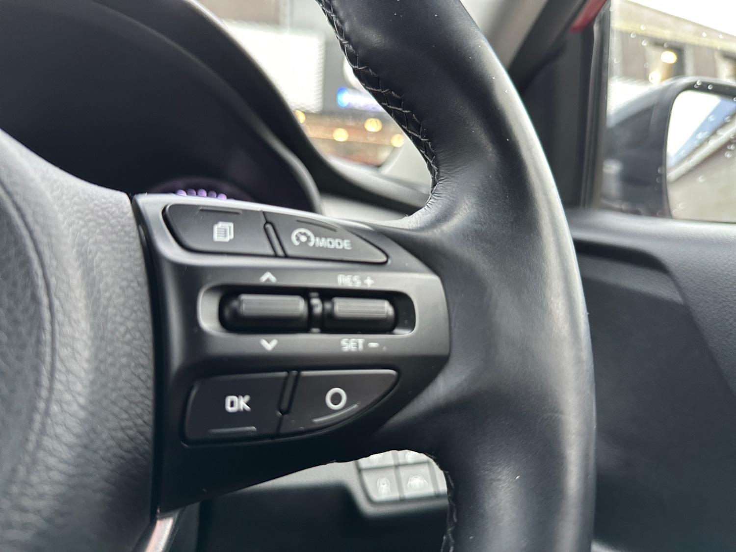 Used Kia Stonic 2019 for sale - 76533891: Photo 26