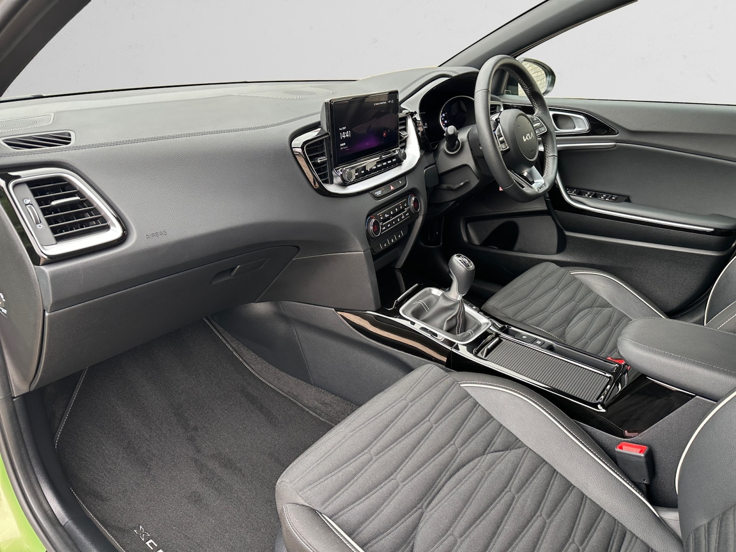 Used Kia XCeed 2025 for sale - 76533892: Photo 6