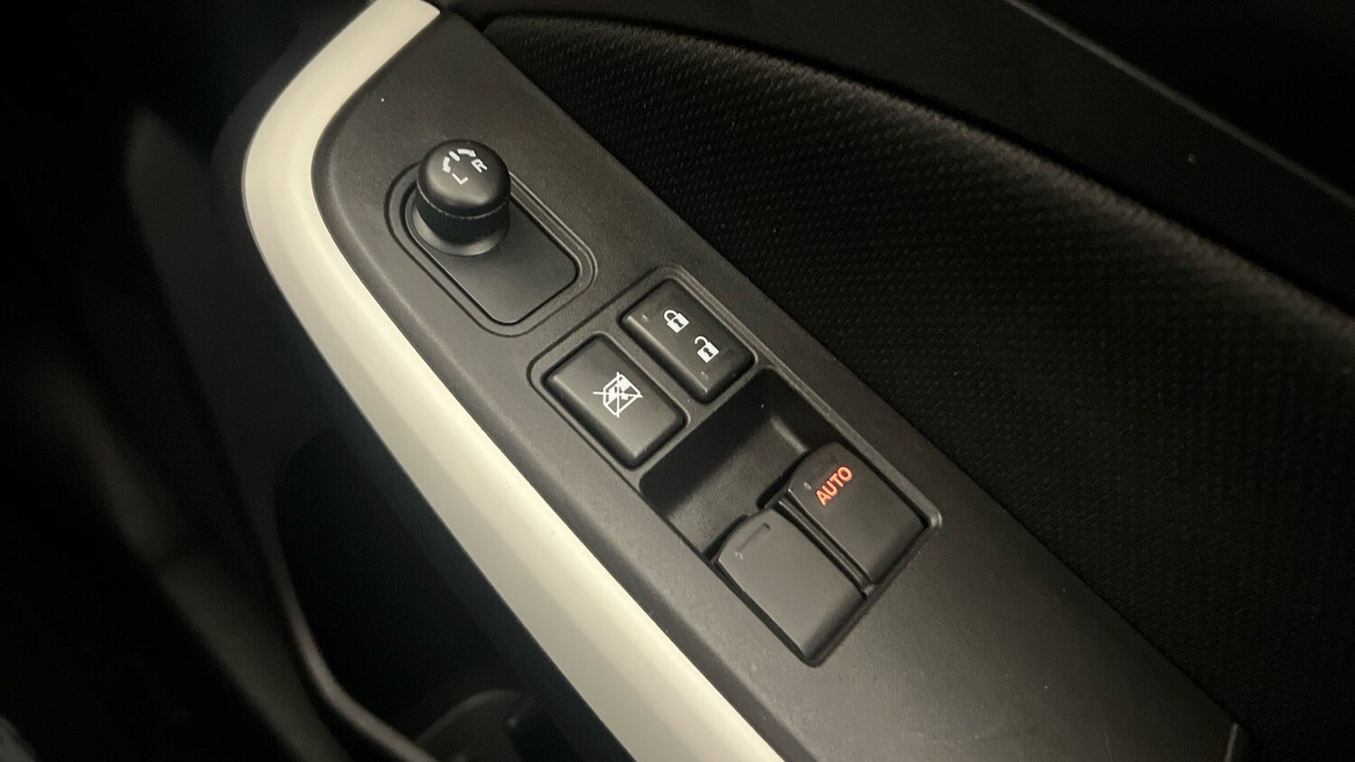 Used Suzuki Swift 2021 for sale - 78141160: Photo 21