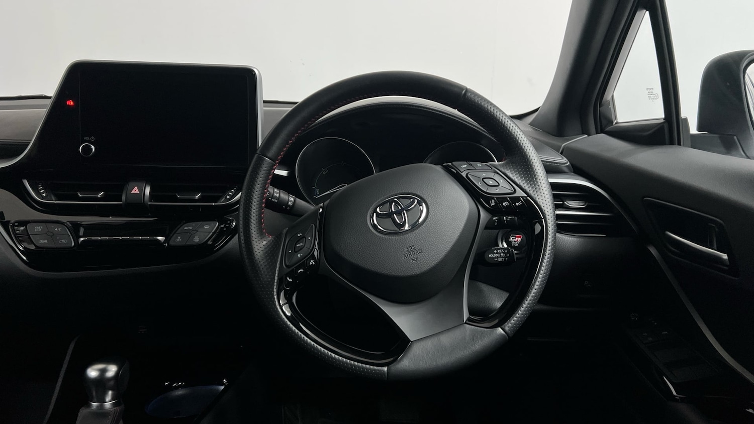 Used Toyota C-HR 2023 for sale - 77766670: Photo 14