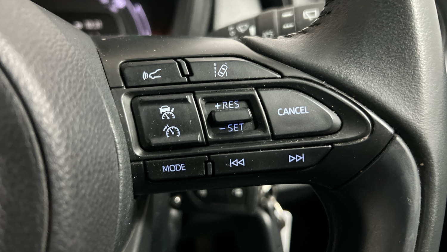 Used Toyota Aygo X 2022 for sale - 77342814: Photo 16